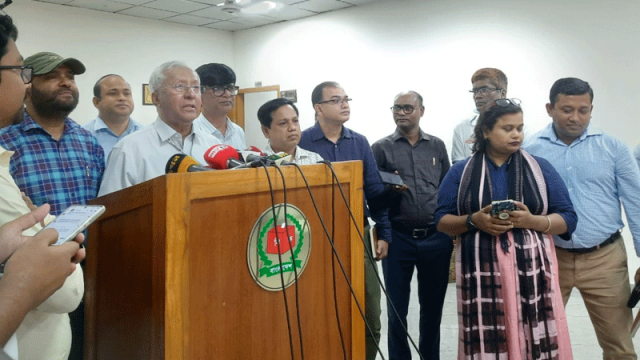 এনআইডি সংশোধন নিয়ে হয়রানি কমেছে, দাবি ইসি সচিবের