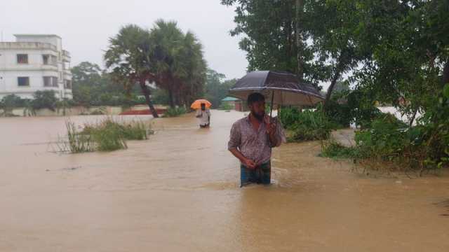 ফেনীতে আরও গ্রাম প্লাবিত, দুর্ভোগ