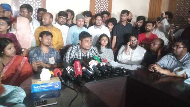 জুলাই সনদ, বিচার, নির্বাচন সব প্যাকেজ আকারে হতে হবে: হাসনাত আব্দুল্লাহ 