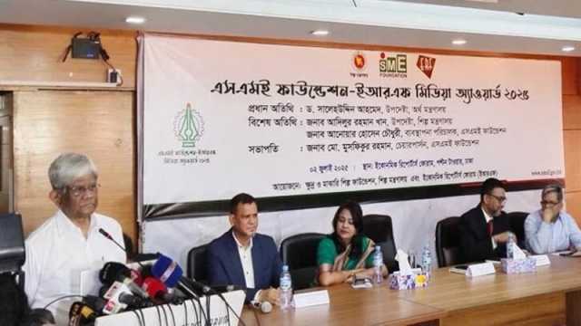 এনবিআর নিয়ে সংবাদ প্রকাশের পর বড় ঝামেলা হয়েছিল: অর্থ উপদেষ্টা