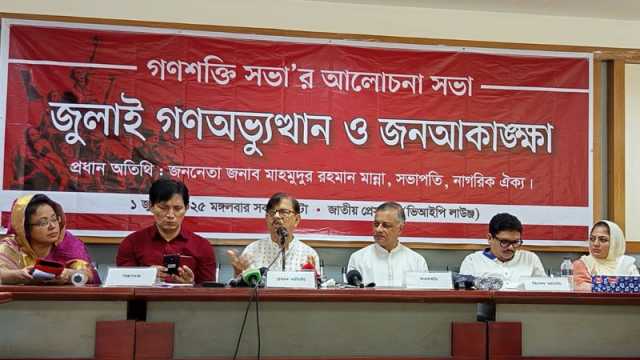 এখনকার আকাঙ্ক্ষার সঙ্গে বেইমানি করলে তার বিরুদ্ধে লড়াই হবে: মান্না