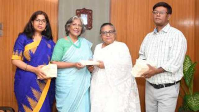সমাজকল্যাণ মন্ত্রণালয়ের সহায়তা পেল ২ হাজার ৯৪ যৌনকর্মী