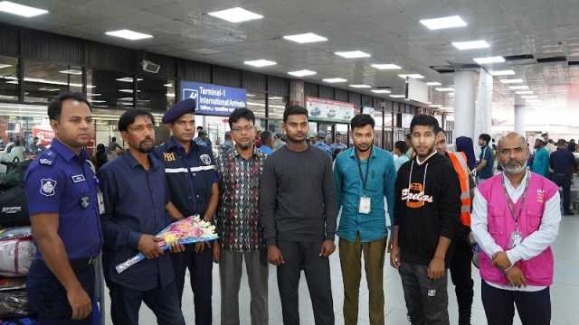 লিবিয়ায় মানবপাচার চক্রের হাত থেকে বেঁচে ফিরলেন ৩ বাংলাদেশি