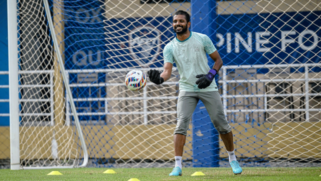৩৬ বছর পর ঢাকা লিগে লঙ্কান ফুটবলার