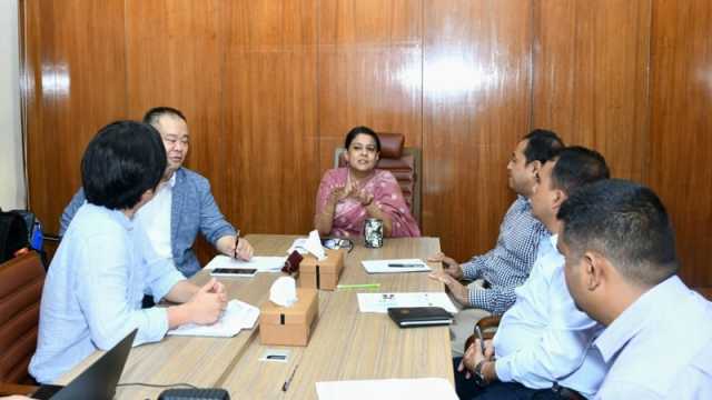 নিরাপদ, স্বাস্থ্যসম্মত ও পরিবেশবান্ধব বর্জ্য ব্যবস্থাপনায় কাজ করছে সরকার: পরিবেশ উপদেষ্টা