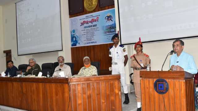 রাতারাতি পরিবর্তন সম্ভব নয়, আমাদের সম্পদ সীমিত: শিক্ষা উপদেষ্টা 