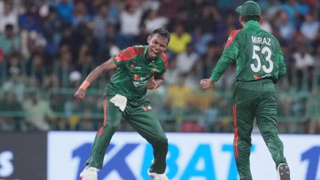 কলম্বোয় স্বস্তির জয়ে খুশি মিরাজ