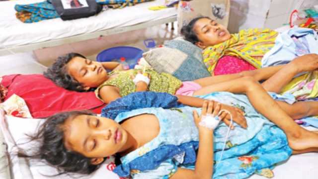 ডেঙ্গু-করোনা পরীক্ষায় বাড়তি অর্থ আদায়