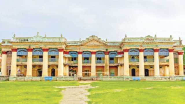 ইতিহাস ও ঐতিহ্যের পুঠিয়া রাজবাড়ি