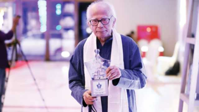 সম্মাননা দায়বদ্ধতার কথা স্মরণ করিয়ে দেয়