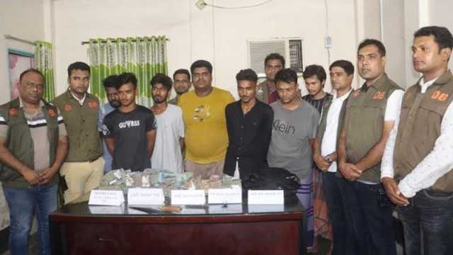 যশোরে গাড়িচালকের পরিকল্পনাতেই ছিনতাই: পুলিশ