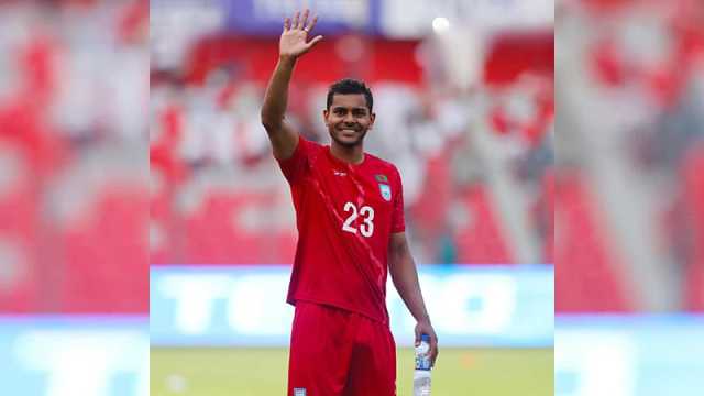 কার জায়গায় খেলবেন শমিত