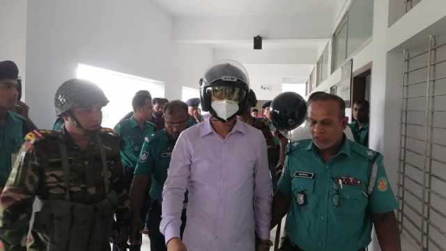 বিএনপি নেতাকে মারধর: খুলনা সদর থানার সাবেক ওসি কারাগারে