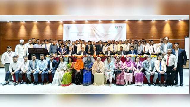 বগুড়ায় আইএফআইসি ব্যাংকের মানিলন্ডারিং ও সন্ত্রাসে অর্থায়ন প্রতিরোধ বিষয়ক প্রশিক্ষণ