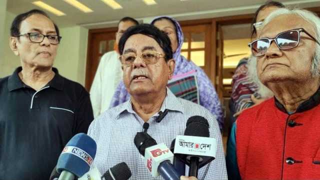 মুক্তিযোদ্ধা আপেল মাহমুদ বিতর্কের অবসান হচ্ছে