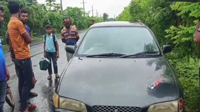 দিনে অস্ত্র ঠেকিয়ে ৫৫ লাখ টাকা ছিনতাই