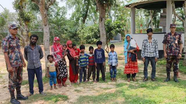 তিন সীমান্ত দিয়ে ৩২ জনকে ঠেলে দিল বিএসএফ