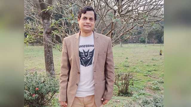 বেরোবি শিক্ষকের মুক্তি চায় রাবির সাংবাদিকতা বিভাগ