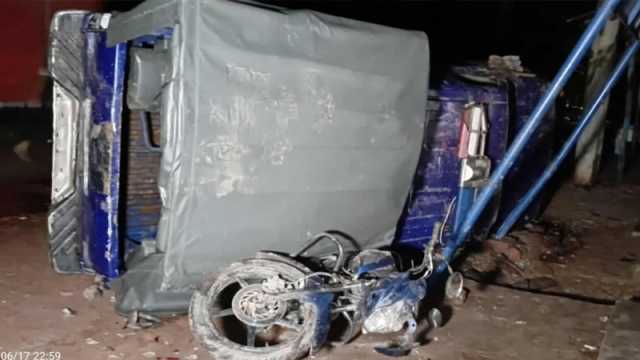 পাথরঘাটায় কোস্টগার্ড স্টেশনে জেলেদের হামলা, পরিস্থিতি নিয়ন্ত্রণে ফাঁকা গুলি
