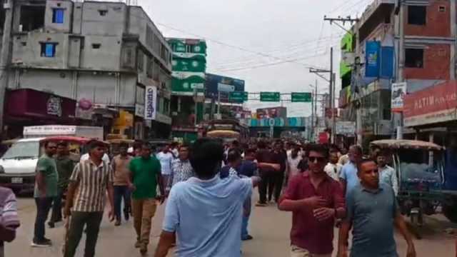 কমিটি ঘোষণাকে কেন্দ্র করে বিএনপির ত্রিমুখী সংঘর্ষ, আহত ১০