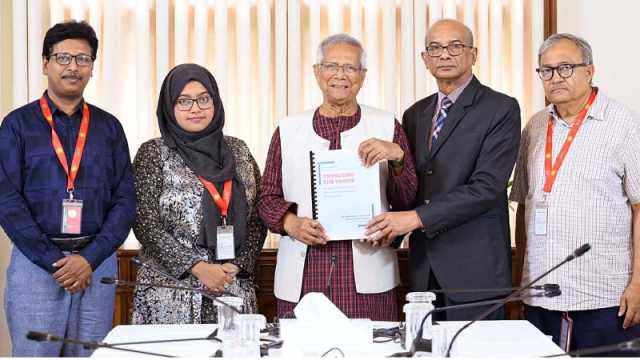 গুম সংক্রান্ত প্রতিবেদন ওয়েবসাইট ও বই আকারে প্রকাশের ব্যবস্থা করতে হবে: প্রধান উপদেষ্টা
