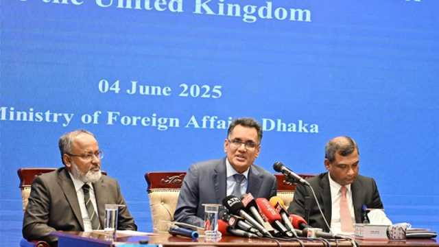 প্রধান উপদেষ্টার যুক্তরাজ্য সফরে পাচার অর্থ ফেরাতে প্রাধান্য