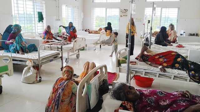বিল বকেয়া থাকায় বিদ্যুৎ সংযোগ বিচ্ছিন্ন, কষ্ট পেলেন কয়েকশ রোগী