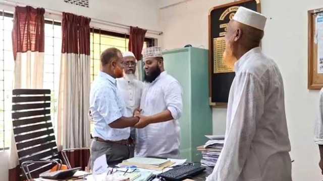 সেই সরকারি কর্মকর্তার কাছে ক্ষমা চাইলেন জামায়াত নেতা