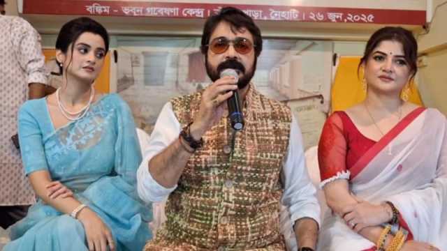 শ্রাবন্তী-দর্শনাকে নিয়ে নতুন সিনেমা মুক্তির তারিখ জানালেন প্রসেনজিৎ