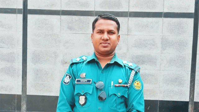শাহজাহানপুরে বাসের ধাক্কায় পুলিশ কর্মকর্তার মৃত্যু