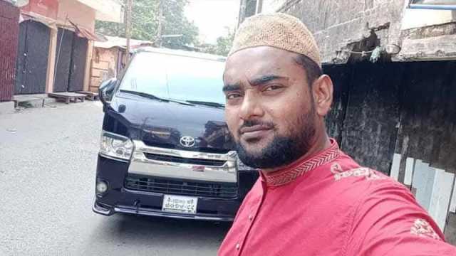 ছিনতাইকারীকে ধরে পুলিশে দিলেন মাইক্রোবাস চালক