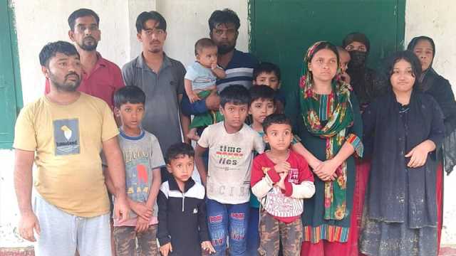 বড়লেখায় ১২ রোহিঙ্গাসহ ১৬ জনকে ঠেলে দিল বিএসএফ 