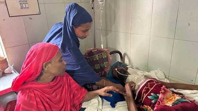 সৌদির আইসিইউতে ৫ মাস, দেশে ফিরে চোখ মেললেন