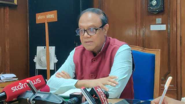 পাচার অর্থ ফেরাতে যুক্তরাজ্য-যুক্তরাষ্ট্রের সঙ্গে কাজ করছে সরকার: গভর্নর