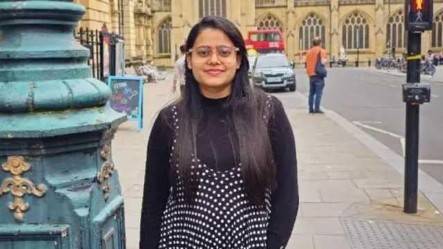 যানজটে আটকে ফ্লাইট মিস করে প্রাণে বেঁচেছেন যে যাত্রী 