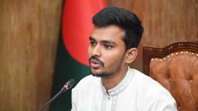 ব্যাগে গুলির ম্যাগাজিন, উপদেষ্টা আসিফ বললেন ভুলবশত