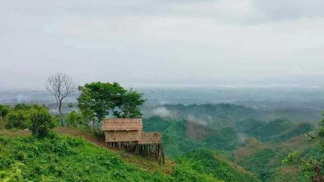 বৈরী আবহাওয়ায় লামায় ৬০ রিসোর্ট বন্ধ ঘোষণা