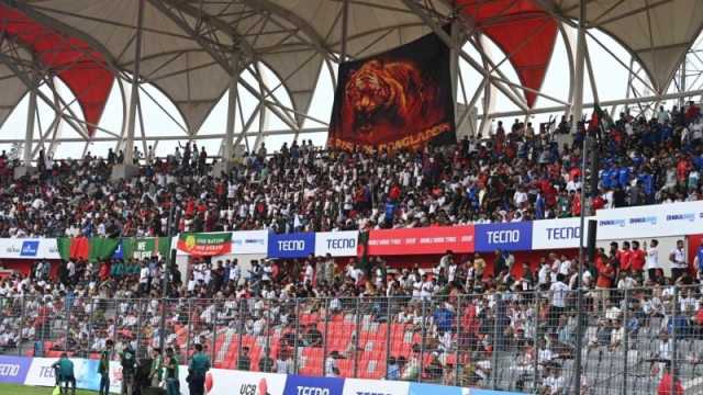 হামজাদের ম্যাচ দেখতে জাতীয় স্টেডিয়ামে দর্শকদের ঢল