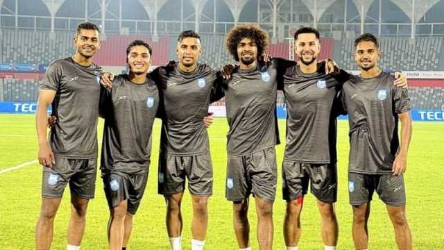 সিঙ্গাপুরের বিপক্ষে যেমন হবে হামজাদের একাদশ, শমিত কি খেলবেন?