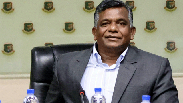 বিসিবিতে তিন উপদেষ্টা নিয়োগ দিয়েছেন সভাপতি