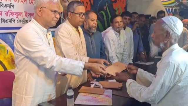সহসাই রাজনীতির কালো মেঘ কেটে যাবে: ডা. জাহিদ  