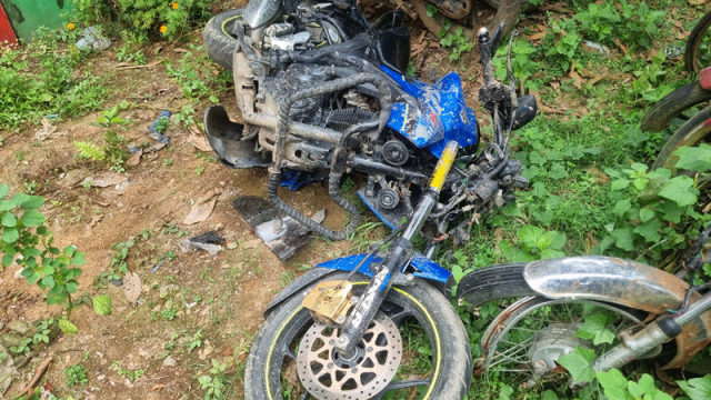 ট্রাক-মোটরসাইকেল মুখোমুখি সংঘর্ষে নিহত ২ বন্ধু