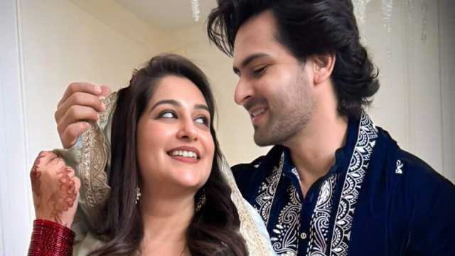 ক্যান্সারে আক্রান্ত দীপিকার জন্য দোয়া চাইলেন স্বামী শোয়েব