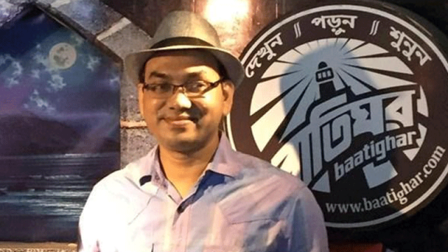 চট্টগ্রামে বাতিঘরের দীপঙ্করকে থানায় নিয়ে এক ঘণ্টা জিজ্ঞাসাবাদ