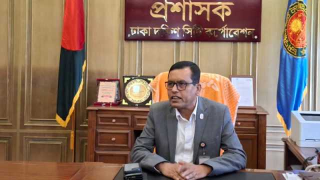 ৪৩ দিন পর নগর ভবনে ফিরলেন ডিএসসিসি প্রশাসক 