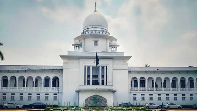 বুলবুলের কার্যক্রমে স্থগিতাদেশ চেয়ে ফারুকের রিট হাইকোর্টে বাতিল