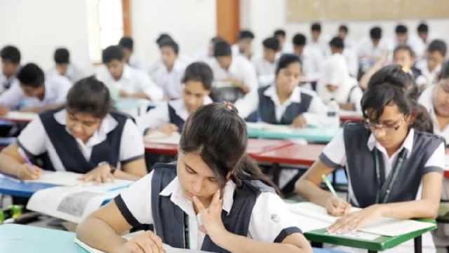 সিলেট এবার এইচএসসি পরীক্ষার্থী কমেছে ১৩ হাজার 