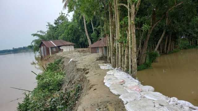 হাজার কোটি টাকার প্রকল্পেও কমছে না মনুতীরের আতঙ্ক