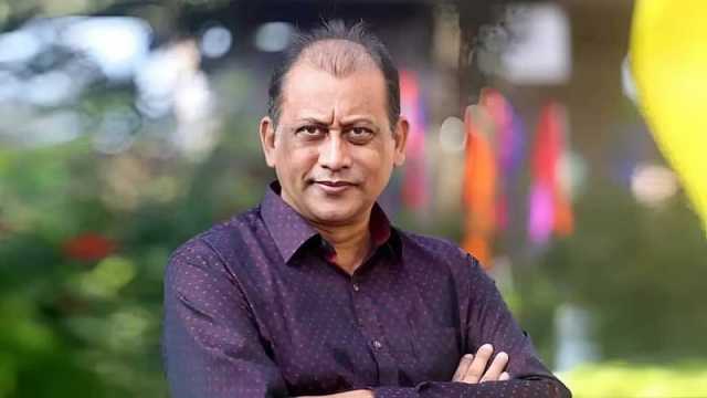 ‘অভিনেতা সমু চৌধুরী মানসিক ভারসাম্যহীন নন, মাজারভক্ত হিসেবে এসেছেন’