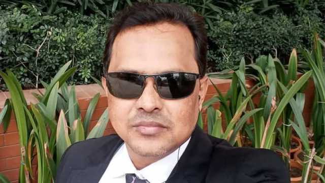 স্ত্রীকে ভিডিও কলে রেখে সিলিং ফ্যানের সঙ্গে ফাঁস দিলেন স্বামী